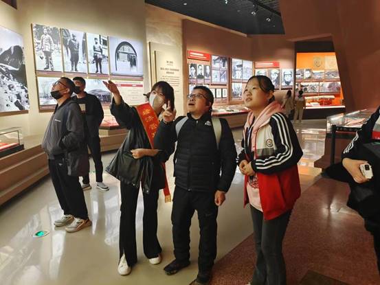 说明:767e61e1abb00d761493f3053cb817d